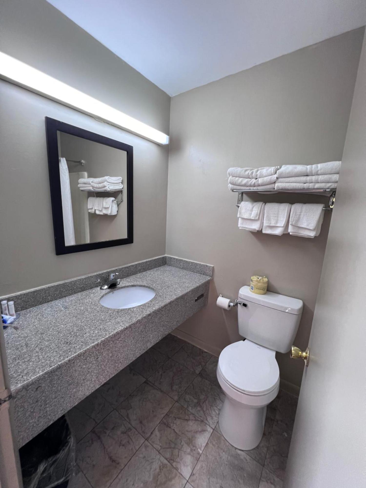 Rodeway Inn & Suites Hershey Eksteriør bilde